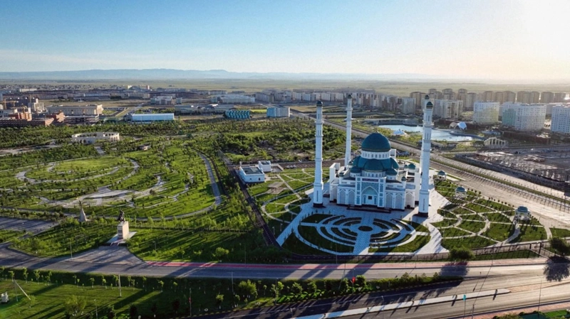 Тоқаев Түркістандағы жаңа мешітке Өзбекстан Президенті әкесінің атын беруді ұсынды