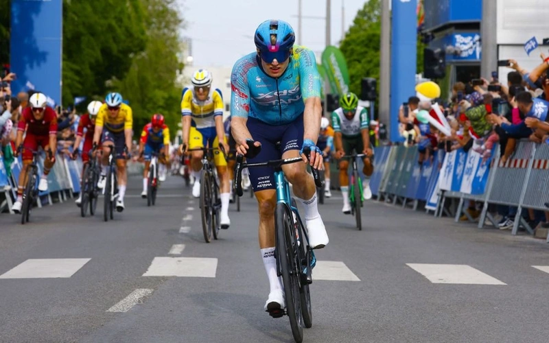 XDS Astana's Max Kanter podiums on chaotic Stage 2 of Tour de Hongrie