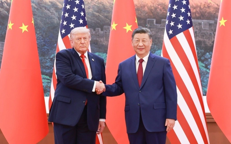 Трамп завершил визит в Китай и покинул Пекин