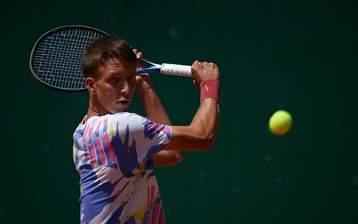 Kazakhstan's Grigoriy Lomakin advances to doubles final in Bengaluru