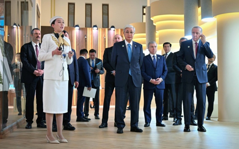 Turkic leaders view rare historic artifacts in Turkistan