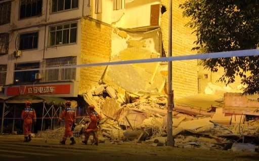 Два человека погибли во время землетрясения на юге Китая