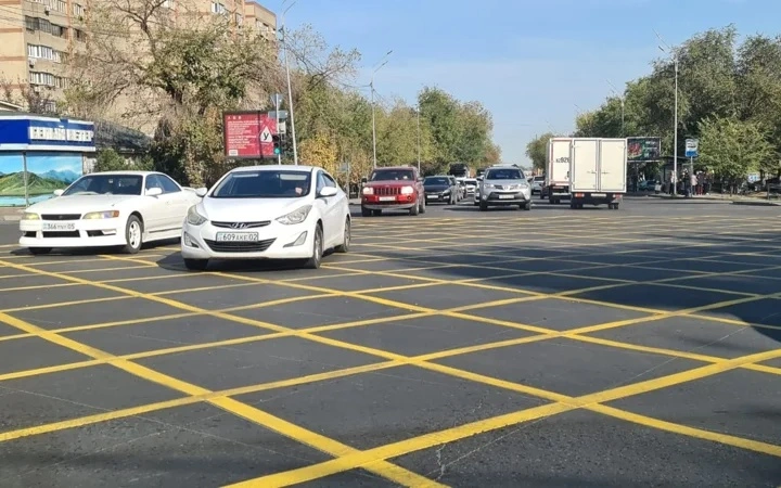 Количество улиц с односторонним движением могут увеличить в Алматы