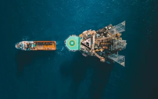 Коммерческих запасов нефти в мире хватит лишь на несколько недель — МЭА