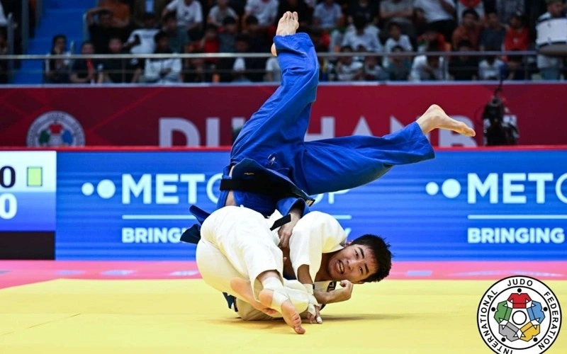 Kazakhstan's Nurmukhamet Botabay wins judo tournament in Spain