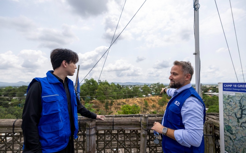 Dimash Qudaibergen visits camp for forcibly displaced people in Bangladesh
