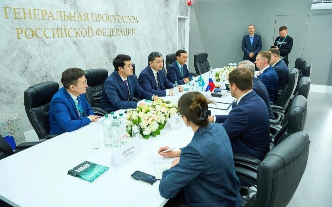 Бас прокурордың бірінші орынбасары Жандос Өмірәлиев Қазандағы экономикалық форумда Қазақстан тәжірибесін таныстырды