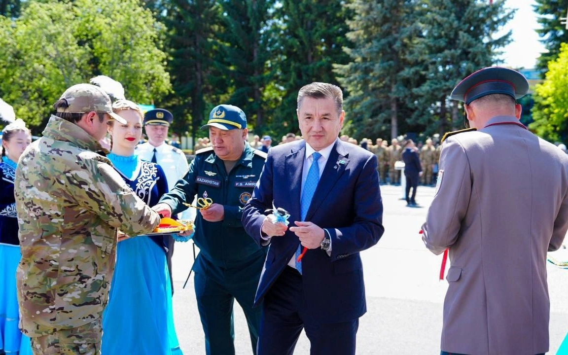 Новый самолет с авионикой Garmin передан спасателям ВКО