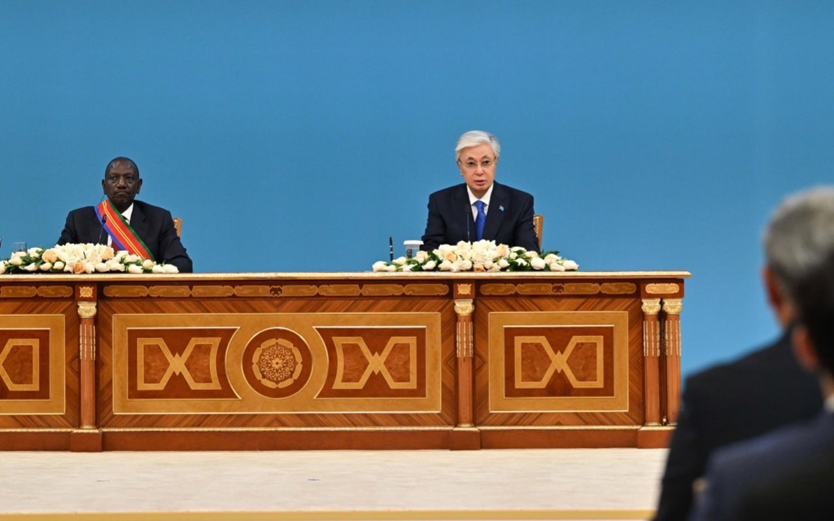 Kazakh and Kenyan presidents hold media briefing after landmark talks