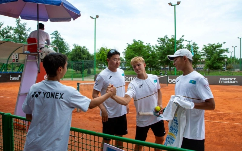 Юношеская сборная Казахстана досрочно вышла в четвертьфинал Junior Davis Cup