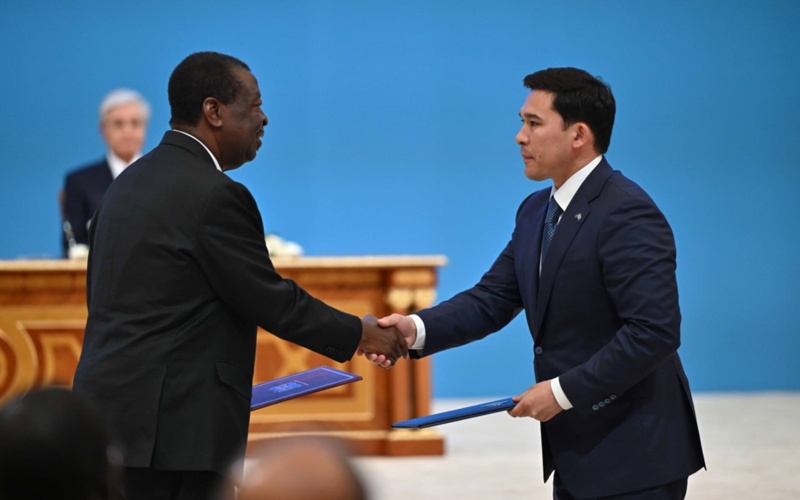 Kazakhstan and Kenya sign documents following high-level talks in Astana  