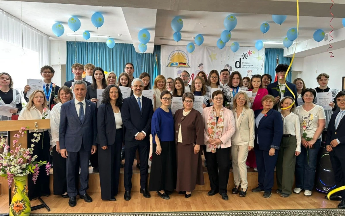 19 елордалық түлек Германияның үздік ЖОО-ларында тегін оқитын болды
