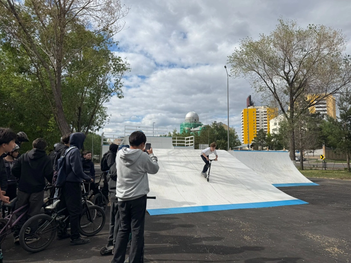 Экстремальная скейт-площадка Fly Park открылась в Астане 
