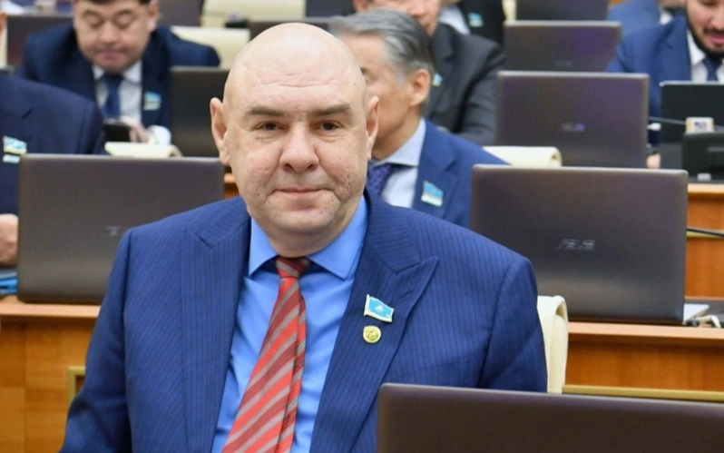 Волонтерское движение в Казахстане: как государство намерено усилить защиту добровольцев