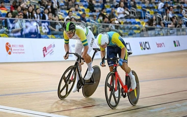 Qazaqstan trektegi velosporttan halyqaralyq jarysta eki júlde jeńip aldy