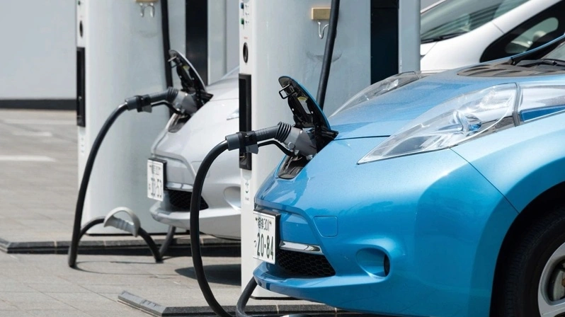 Bıyl elektromobılderdiń álemdegi úlesi 30%-ǵa jetedi