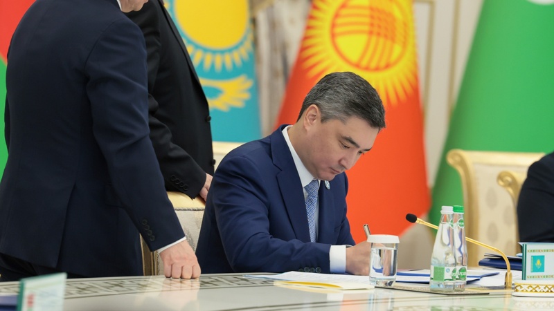 Kazakh PM Bektenov attends CIS Council of Heads of Government meeting in Ashgabat
