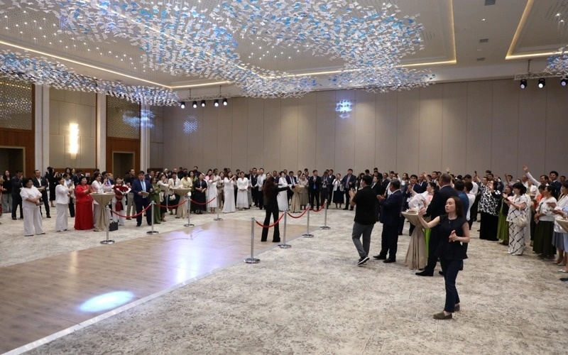 Culture and arts workers honored in Turkistan