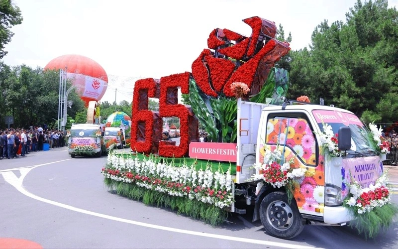 Uzbekistan flower festival enters Guinness World Records