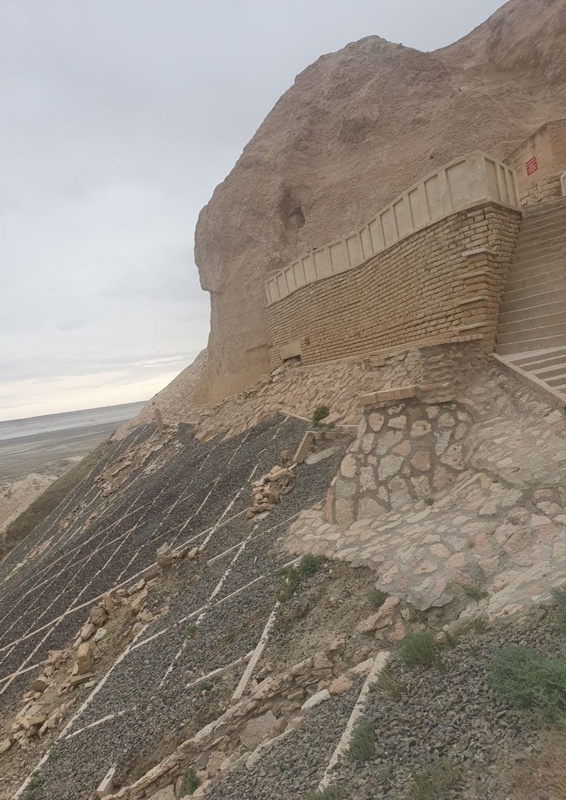 Top tourist places In Kazakhstan: Mangistau region Cliffs surrounding Beket Ata
