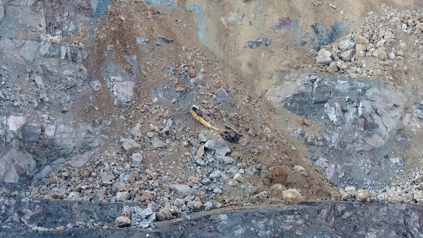 28 killed in gold mine collapses in Angola