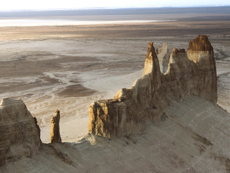 Top tourist places In Kazakhstan: Mangistau region Bozzhyra