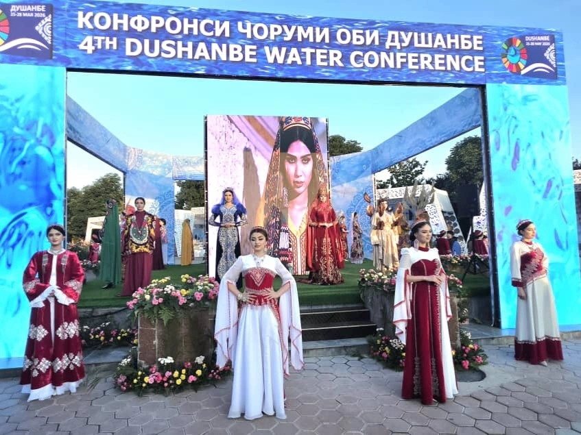 Фестиваль воды прошел в Душанбе 