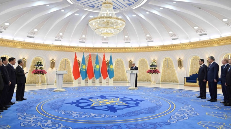 Kazakh President confers Dostyq Order upon China’s Zhao Leji Kazakh President confers Dostyq Order upon China’s Zhao Leji