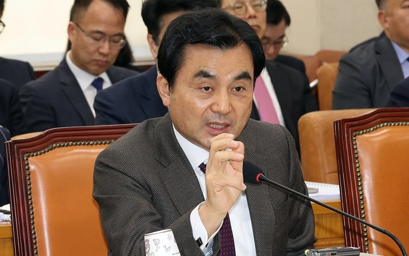S. Korea aims for first nuclear submarine by mid-2030s