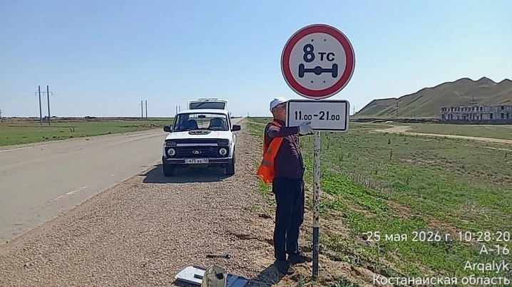 Движение большегрузов в жару ограничат в Костанайской области 