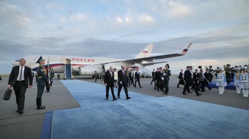 Putin arrives in Astana for state visit Putin arrives in Astana for state visit