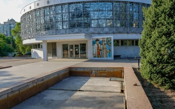 Дворец бракосочетаний в Алматы возвращают в управление города