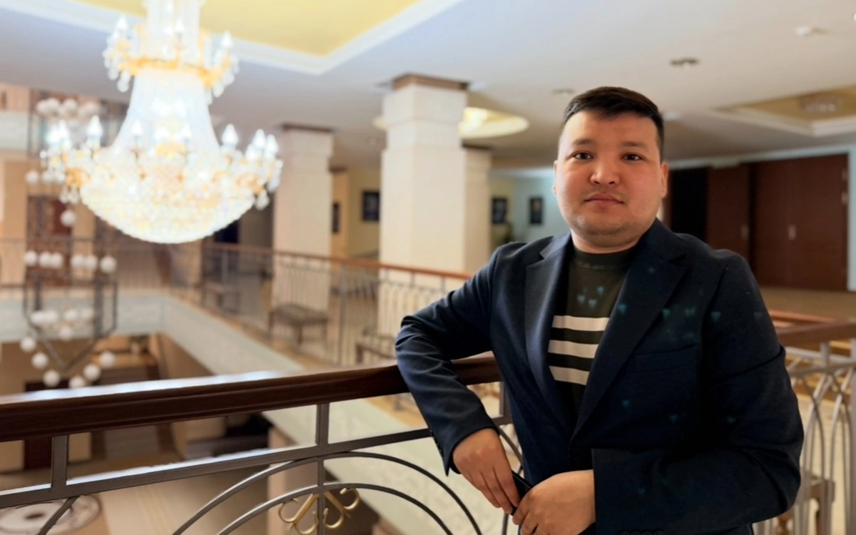Что происходит за кулисами казахского драмтеатра в Костанае