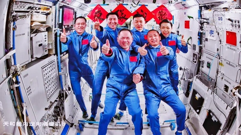 China's Shenzhou-21, Shenzhou-23 crews complete in-orbit handover