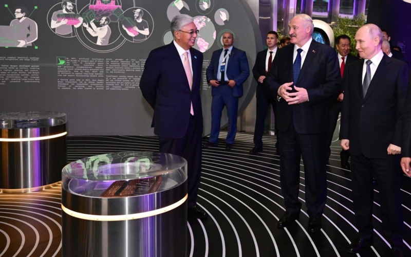 EAEU member states&rsquo; leaders visit Eurasian Economic Forum exhibition