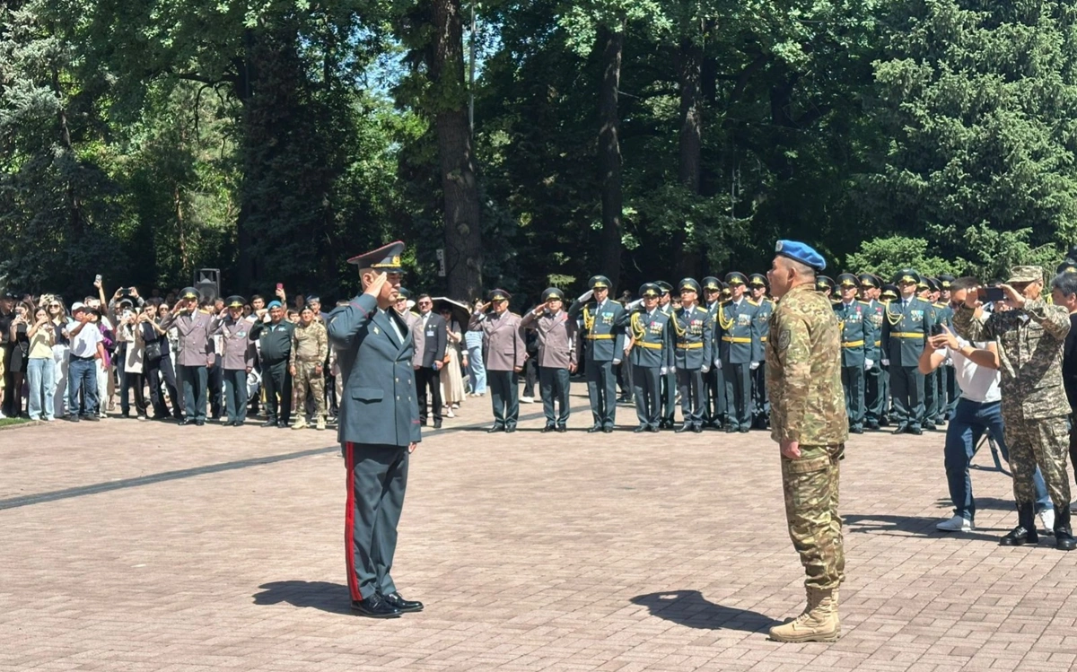 Алматыда Голан жотасынан оралған бітімгерлерге құрмет көрсетілді