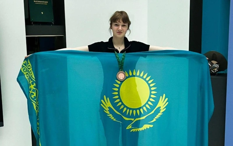 Карагандинская школьница завоевала бронзу на международной олимпиаде по биологии