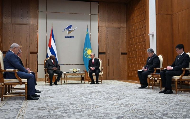 President of Kazakhstan Kassym-Jomart Tokayev met with Cuban Vice President Salvador Valdés Mesa assym-Jomart Tokayev and Salvador Valdés Mesa