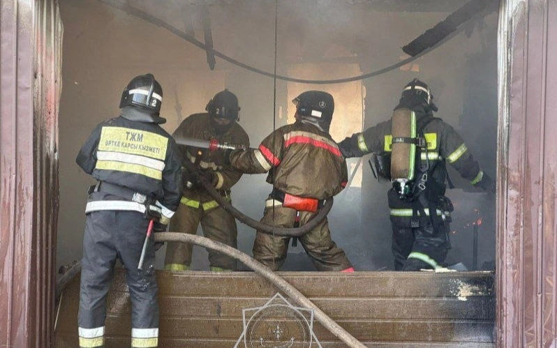 Пожар в районе Байконур: возгорание локализовано, пострадавших нет