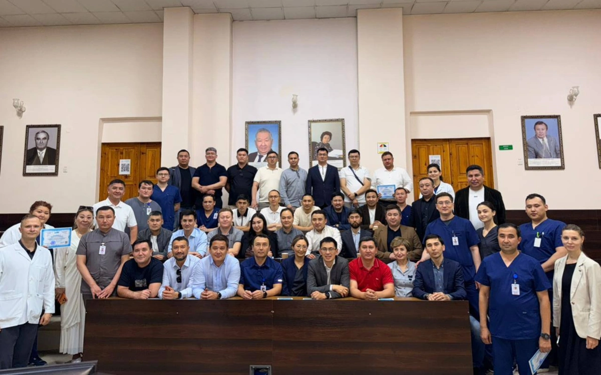миниинвазивті кардиохирургия (MICS) бойынша шеберлік сағаты өтті.