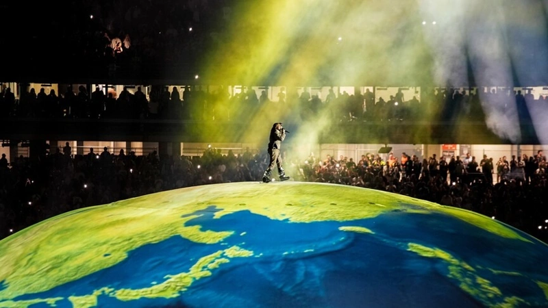 Kanye West performs in Istanbul for first time before mammoth crowd of 118,000
