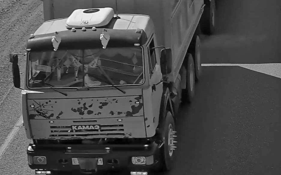 С начала года на платных дорогах выявлено почти 2 тысячи случаев подложных номеров
