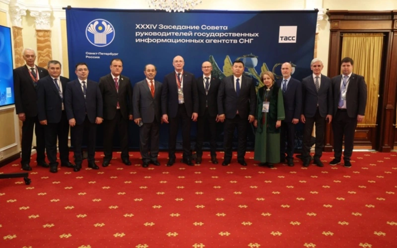 Президент Телерадиокешені тарату Санкт-Петербургте ЖИ-ды медиада қолдану тәжірибесін таныстырды