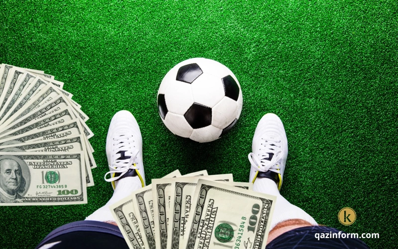Footballer, money, football, FIFA, UEFA, sport, World Cup, luxury, expensive, wealth, dollars, valuation