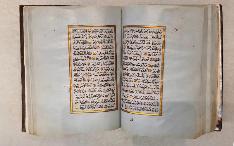 Rare Quran manuscript dating back to 1843 on display at Makkah Museum