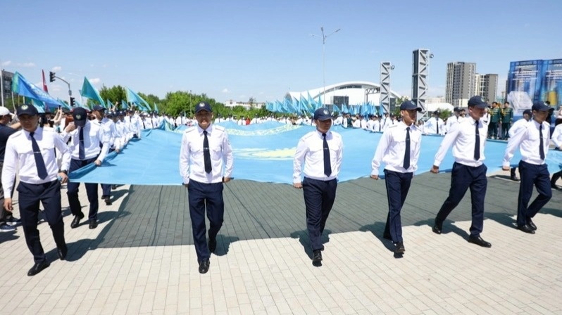 20-meter State Flag unveiled in Karaganda
