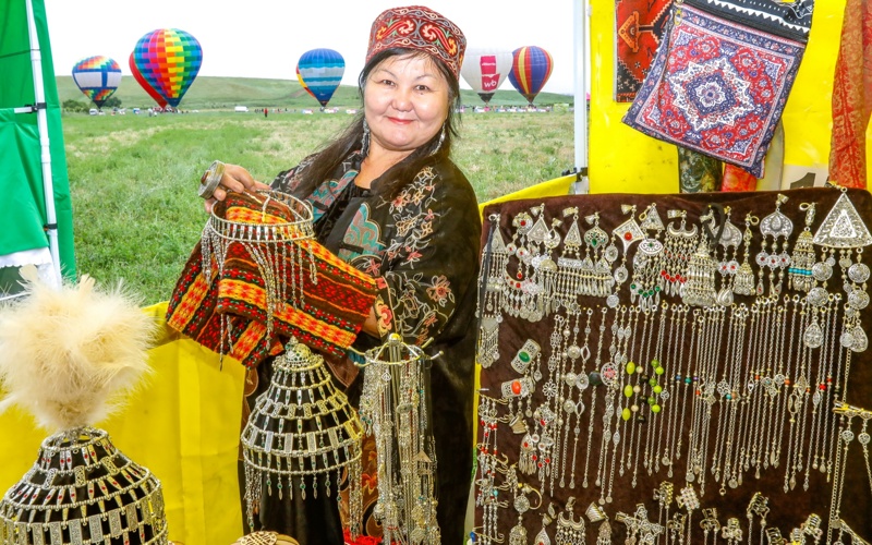 Colorful hot air balloons soar above Kazakhstan's Kaskelen 