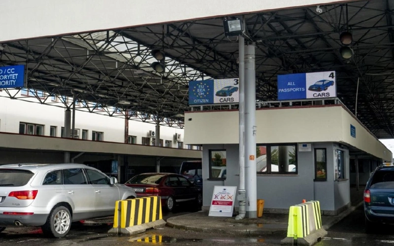 Еврокомиссия призвала отменить пограничный контроль внутри ЕС