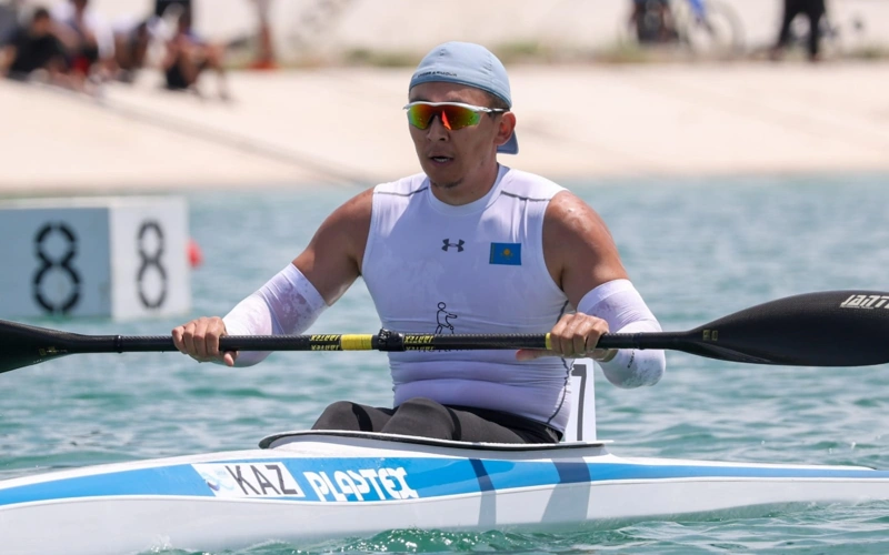 Казахстанские паралимпийцы выиграли 12 медалей на чемпионате Азии по каноэ