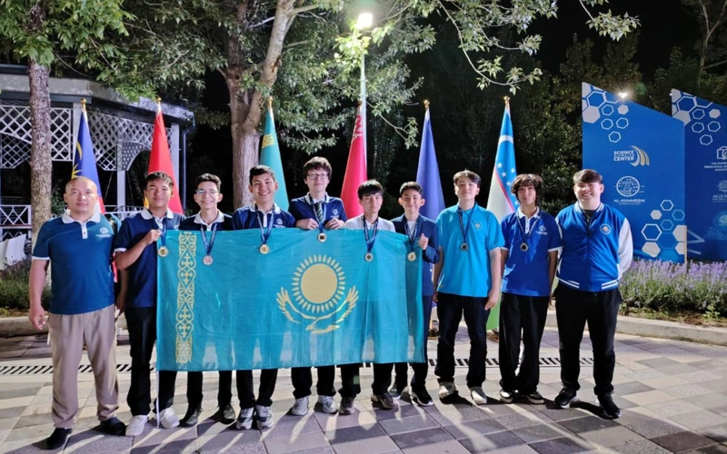 Kazakh schoolchildren win 8 medals at Al-Khwarizmi International Olympiad